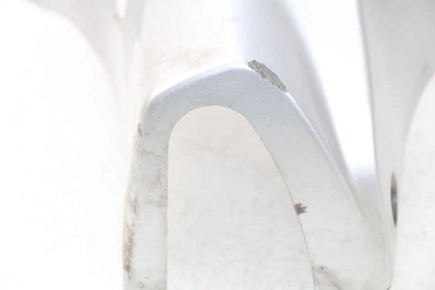 photo de TAPA MANILLAR TRASERO SYM SYMPHONY 50 (2009 - 2015) - Detalles de los puntos de fijación