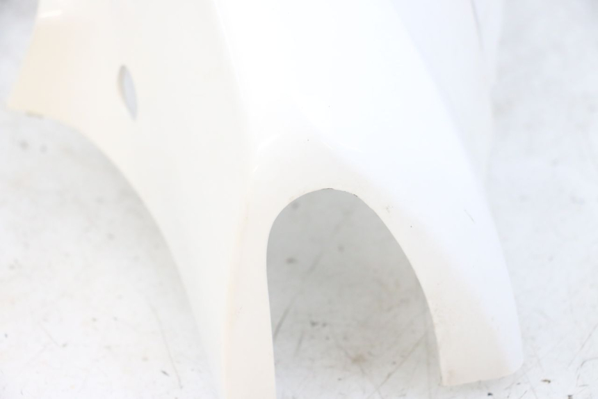 photo de TAPA MANILLAR TRASERO PEUGEOT TWEET PRO EFI 4T 50 (2021 - 2022) - Primer plano técnico