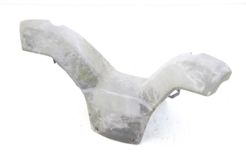 photo de CUBIERTA DEL MANILLAR DELANTERO SUZUKI UH BURGMAN 125 (2002 - 2006) - Primer plano técnico