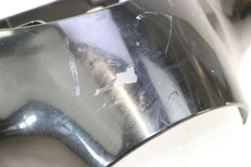 photo de TAPA MANILLAR TRASERO PIAGGIO VESPA PK FL 2T 50 (1990 - 1996) - Zoom sobre los componentes