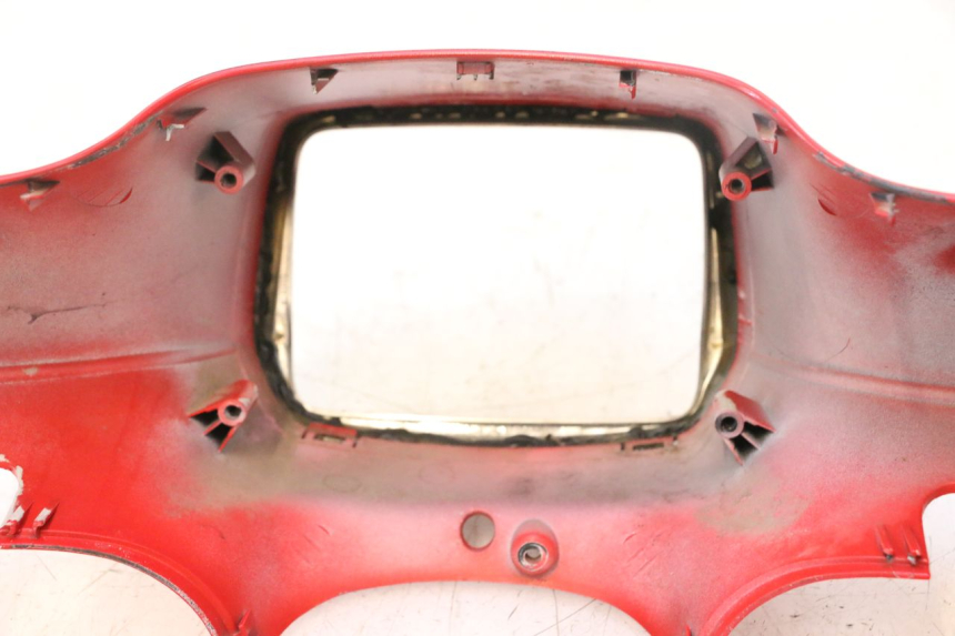 photo de CUBIERTA DEL MANILLAR DELANTERO PIAGGIO VESPA S 2T 50 (2007 - 2014) - Primer plano técnico