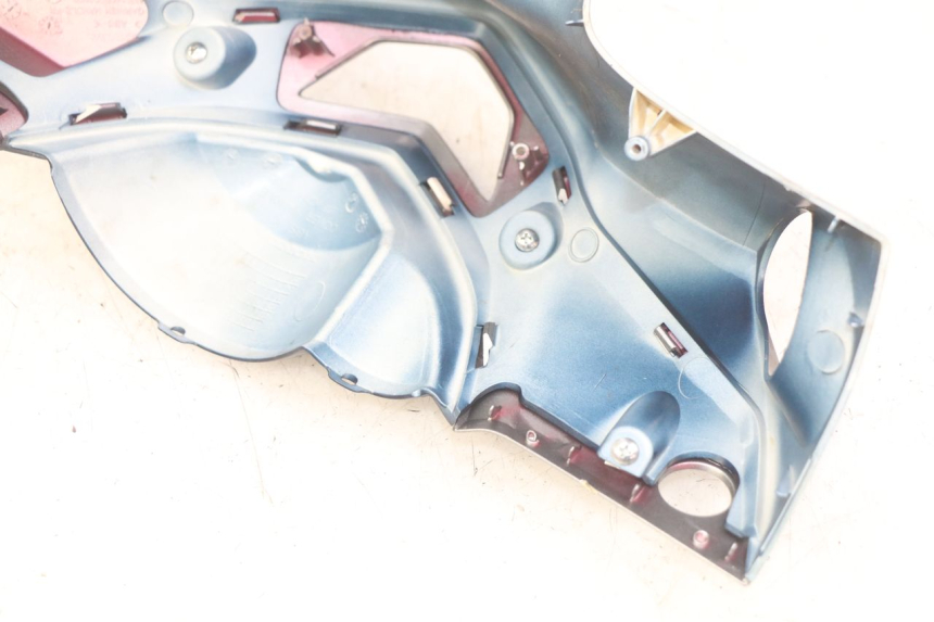 photo de CUBIERTA DEL MANILLAR DELANTERO HONDA VISION NSC R 50 (2013 - 2015) - Zoom estado de uso