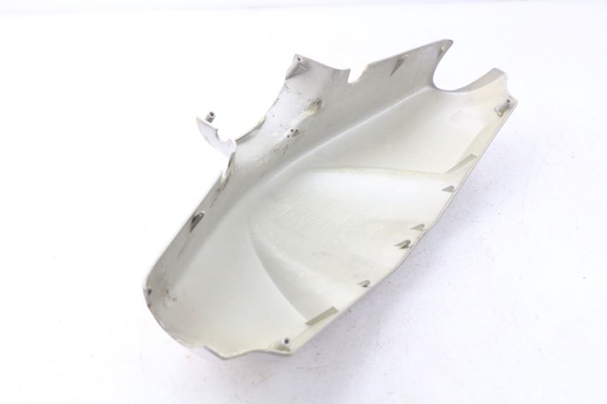 photo de TAPA MANILLAR TRASERO PEUGEOT VIVACITY 100 (1999 - 2008) - Detalle de la pieza