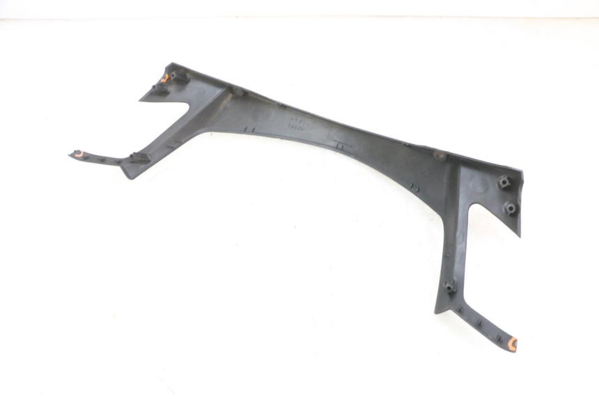 photo de CUBIERTA DEL MANILLAR DELANTERO YAMAHA XMAX X-MAX 125 (2006 - 2009) - Zoom estado de uso