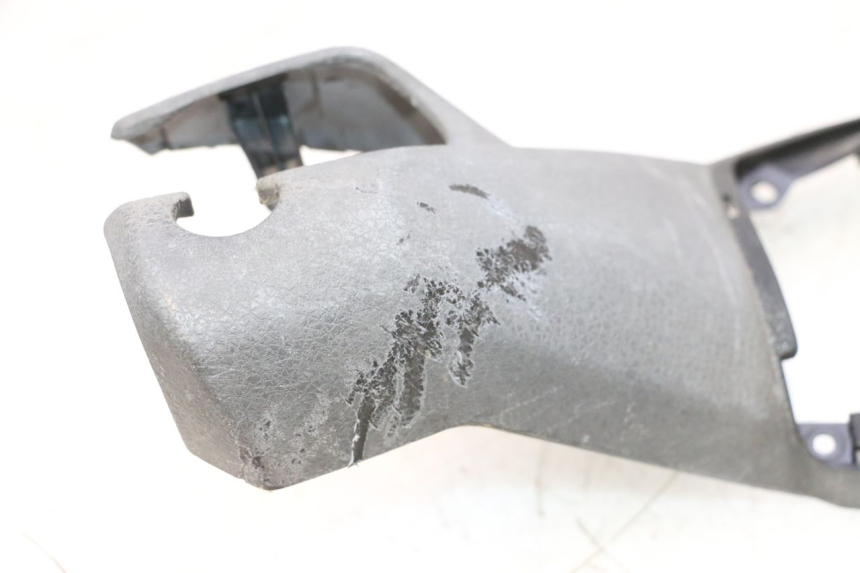 photo de CUBIERTA DEL MANILLAR DELANTERO YAMAHA X-MAX XMAX 125 (2010 - 2013) - Zoom estado de uso