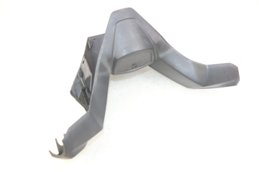 photo de CUBIERTA DEL MANILLAR DELANTERO KYMCO X-TOWN XTOWN 125 (2016 - 2021) - Zoom estado de uso