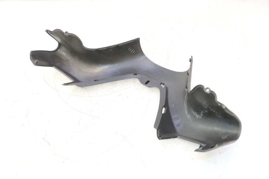 photo de TAPA MANILLAR TRASERO PIAGGIO X8 STREET 125 (2006 - 2007) - Primer plano técnico