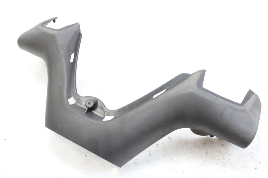 photo de CUBIERTA DEL MANILLAR DELANTERO PIAGGIO X9 EVOLUTION 125 (2003 - 2007) - Zoom estado de uso