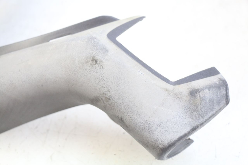 photo de CUBIERTA DEL MANILLAR DELANTERO PIAGGIO X9 125 (2000 - 2003) - Detalle de la pieza