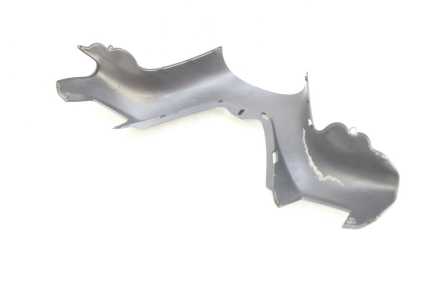 photo de CUBIERTA DEL MANILLAR DELANTERO PIAGGIO X9 125 (2000 - 2003) - Zoom estado de uso