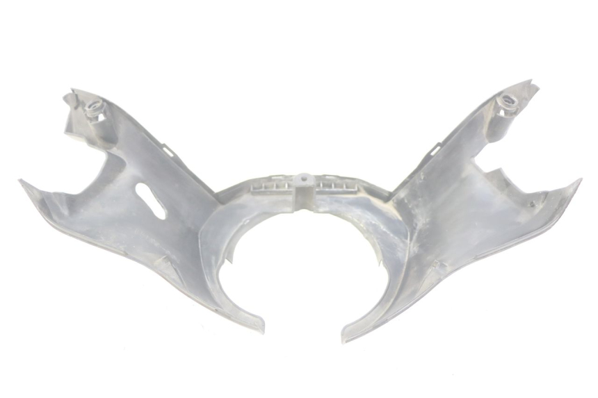 photo de CUBIERTA DEL MANILLAR DELANTERO YAMAHA XP T-MAX TMAX ABS 500 (2004 - 2007) - Primer plano técnico