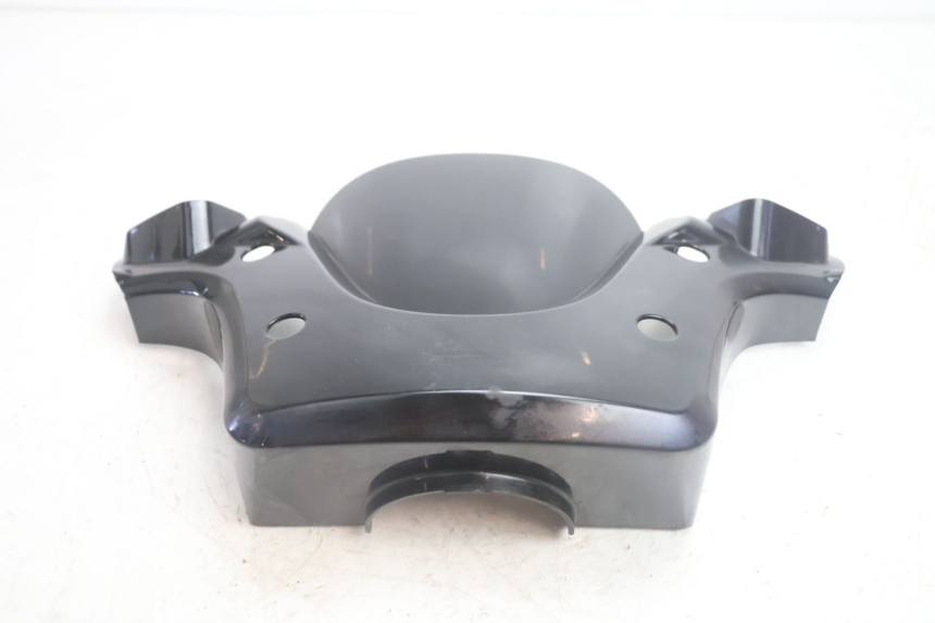 photo de CUBIERTA DEL MANILLAR DELANTERO YAMAHA YP MAJESTY 125 (2002 - 2006) - Otra perspectiva