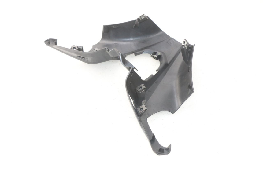 photo de TAPA MANILLAR TRASERO YAMAHA YP T-MAX TMAX 530 (2017 - 2020) - Detalle de la pieza