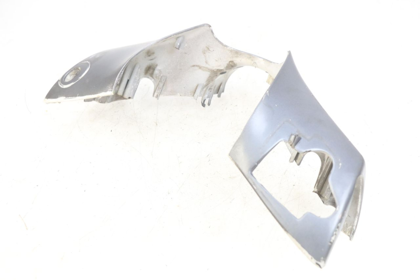 photo de CUBIERTA DEL MANILLAR DELANTERO PIAGGIO ZIP 2T 50 (2009 - 2019) - Zoom estado de uso