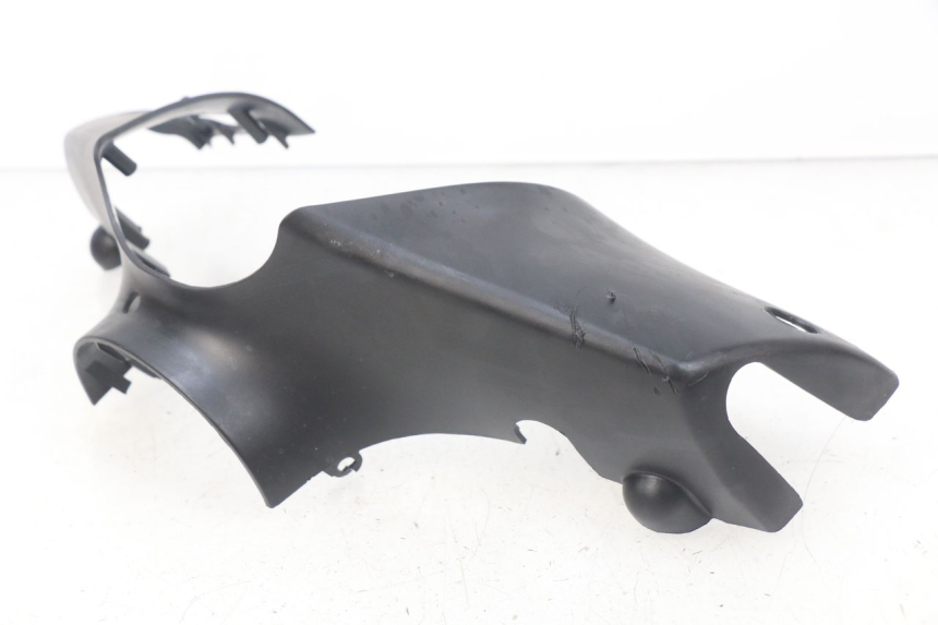 photo de TAPA MANILLAR TRASERO PIAGGIO ZIP 4T 50 (2006 - 2017) - Detalles de los puntos de fijación