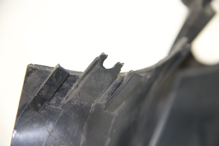 photo de CUBIERTA DEL MANILLAR DELANTERO PIAGGIO ZIP 4T 50 (2018 - 2020) - Zoom estado de uso