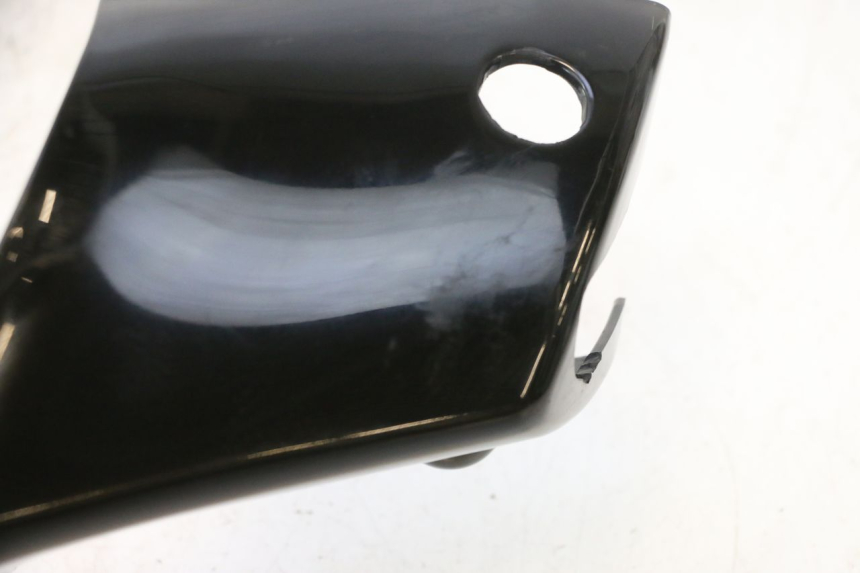 photo de TAPA MANILLAR TRASERO PIAGGIO ZIP 4T 50 (2006 - 2017) - Detalle de la pieza