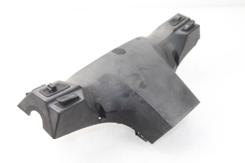 photo de TAPA MANILLAR CONMUTADOR SYM FIDDLE 2 50 (2008 - 2013) - Primer plano técnico