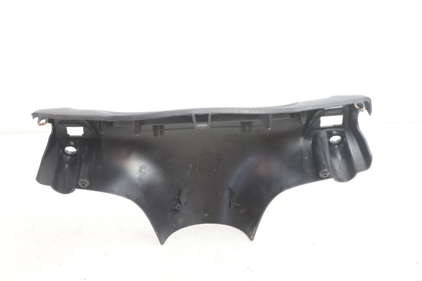 photo de CUBIERTA DEL MANILLAR DEL INTERRUPTOR DE LUCES. PIAGGIO FLY 2T 50 (2004 - 2017) - Primer plano técnico