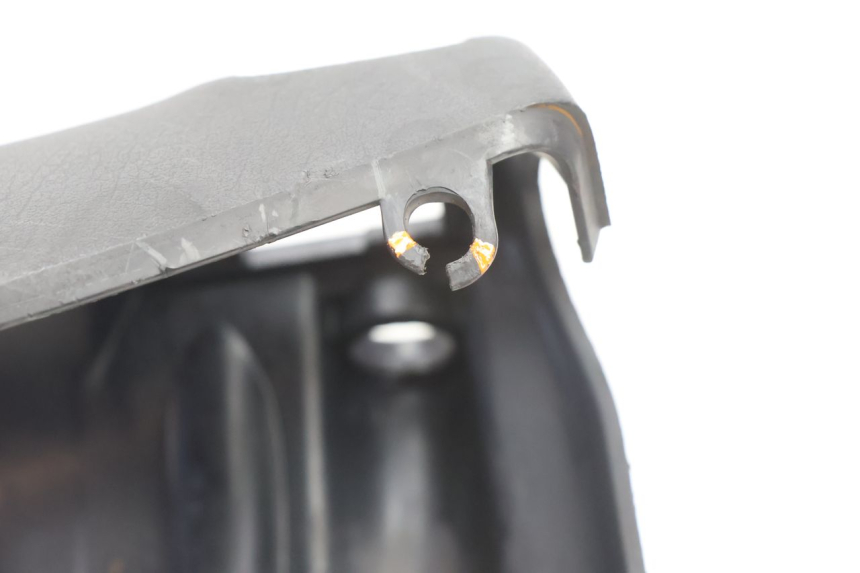 photo de CUBIERTA DEL MANILLAR DEL INTERRUPTOR DE LUCES. PIAGGIO FLY 2T 50 (2004 - 2017) - Vista general del producto