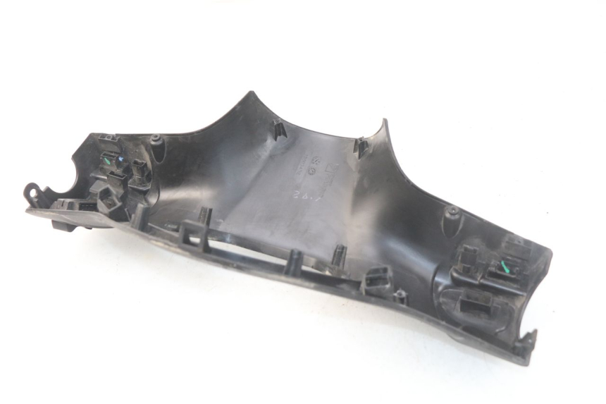 photo de TAPA MANILLAR CONMUTADOR PIAGGIO LIBERTY IGET 4T 50 (2015 - 2020) - Otra perspectiva