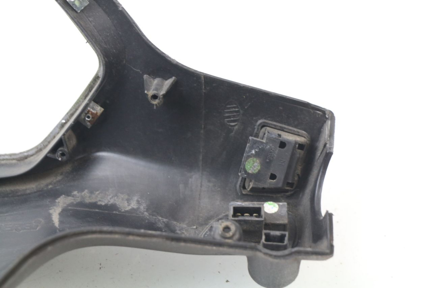 photo de TAPA MANILLAR CONMUTADOR PIAGGIO LIBERTY 125 (2009 - 2013) - Otra perspectiva