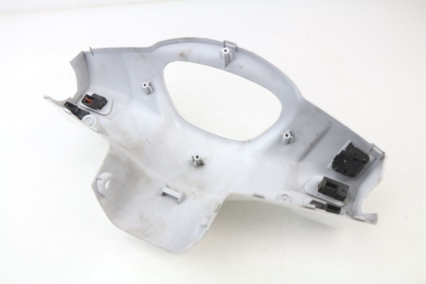 photo de TAPA MANILLAR CONMUTADOR KYMCO LIKE 2T 50 (2009 - 2018) - Primer plano técnico