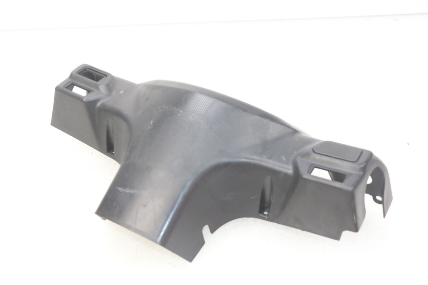 photo de CUBIERTA DEL MANILLAR DEL INTERRUPTOR DE LUCES. SYM ORBIT III 3 4T 50 (2018 - 2021) - Zoom estado de uso