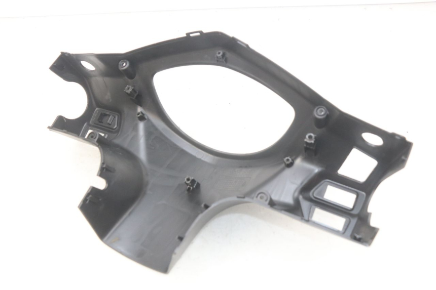 photo de CUBIERTA DEL MANILLAR DEL INTERRUPTOR DE LUCES. SYM ORBIT III 3 4T 50 (2018 - 2021) - Vista general del producto