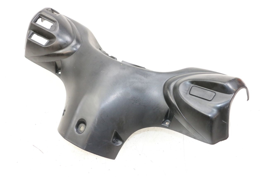 photo de TAPA MANILLAR CONMUTADOR MBK OVETTO ONE 2T 50 (2013 - 2017) - Primer plano técnico