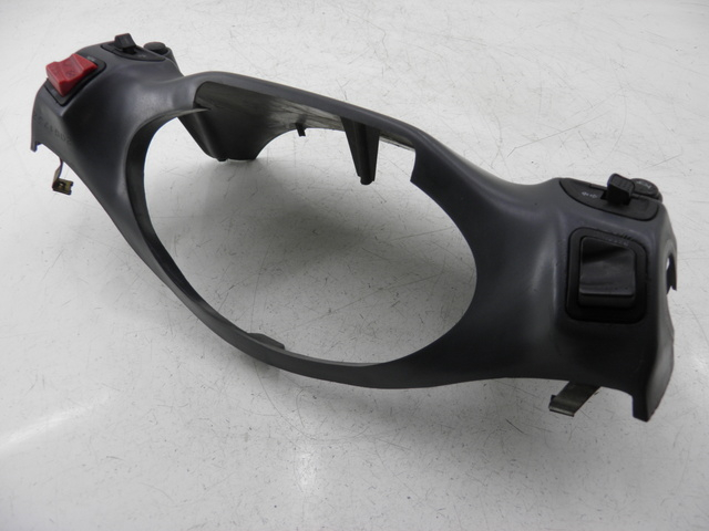 photo de TAPA MANILLAR CONMUTADOR PIAGGIO SUPER LX 125 (2000 - 2003) - Recambio usado revisado