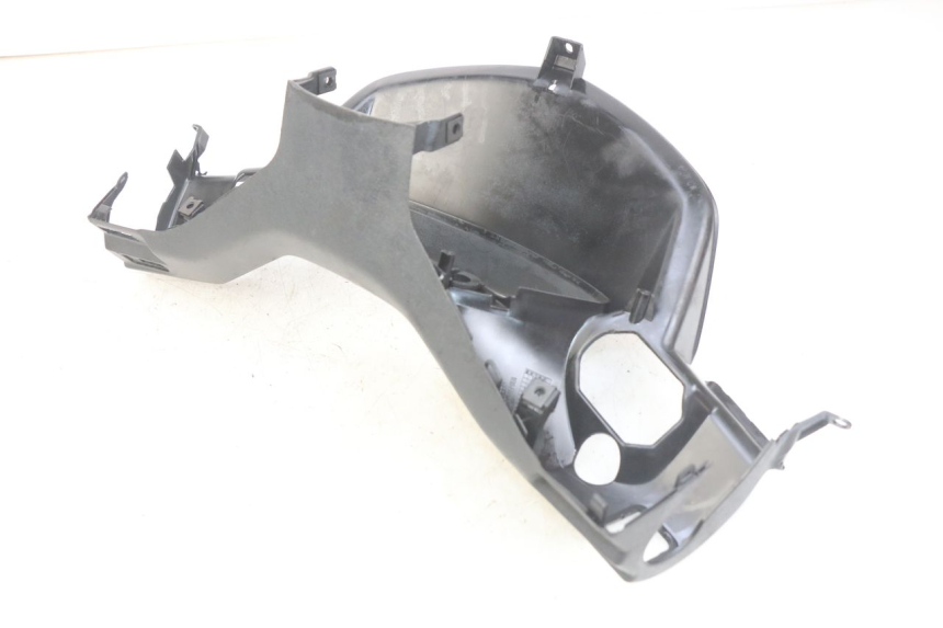 photo de CUBIERTA DEL MANILLAR DEL INTERRUPTOR DE LUCES. YAMAHA XMAX X-MAX 125 (2006 - 2009) - Estado de la superficie y material