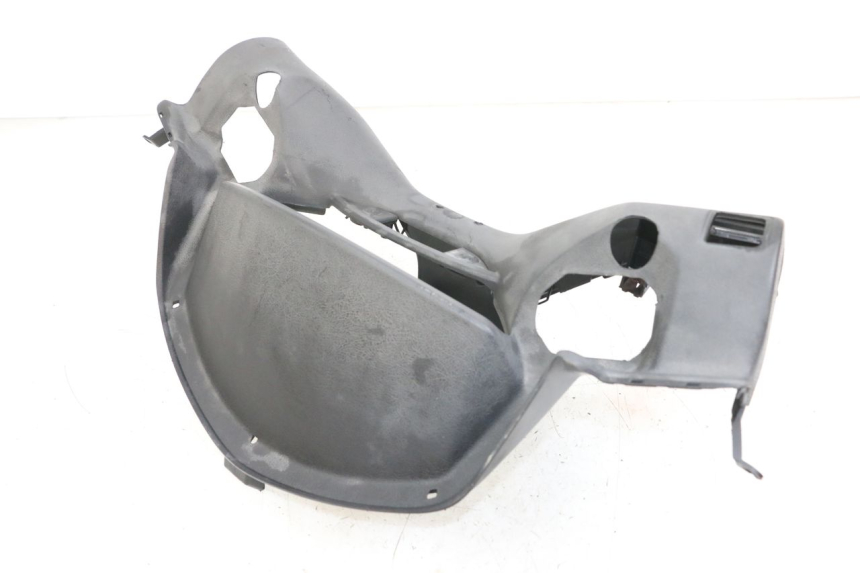 photo de CUBIERTA DEL MANILLAR DEL INTERRUPTOR DE LUCES. YAMAHA X-MAX XMAX 250 (2006 - 2009) - Estado de la superficie y material