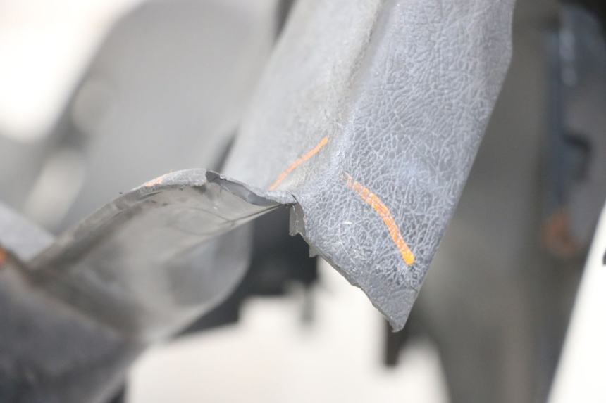 photo de CUBIERTA DEL MANILLAR DEL INTERRUPTOR DE LUCES. YAMAHA XMAX X-MAX 125 (2006 - 2009) - Otra perspectiva