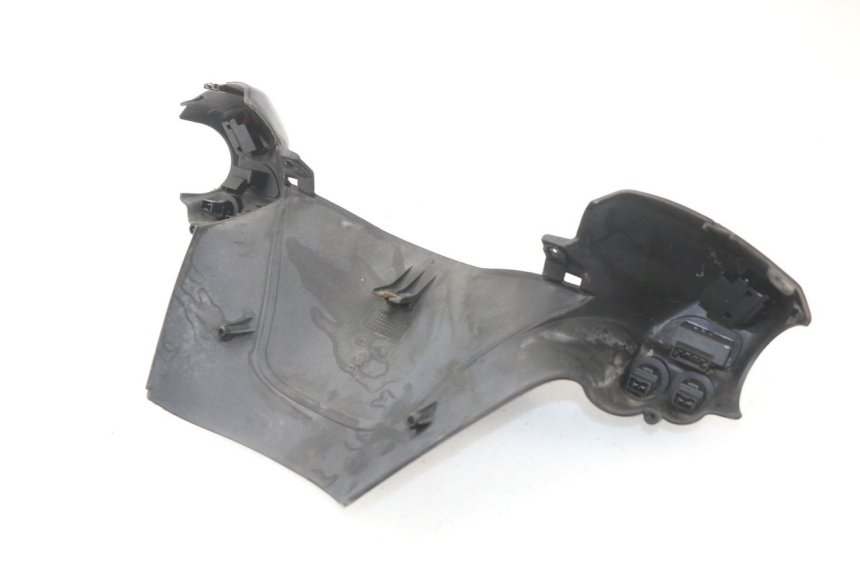 photo de TAPA MANILLAR CONMUTADOR PIAGGIO X9 125 (2000 - 2003) - Detalle de la pieza