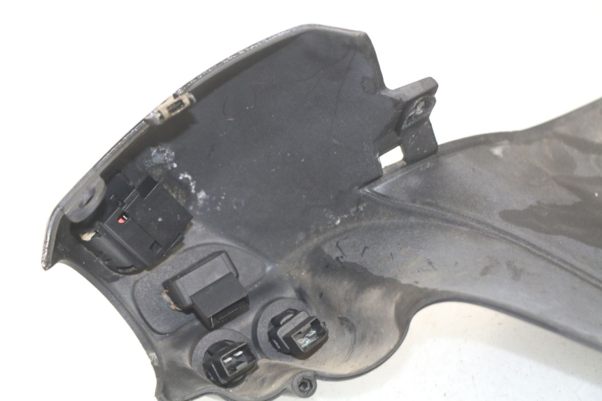 photo de TAPA MANILLAR CONMUTADOR PIAGGIO X9 125 (2000 - 2003) - Otra perspectiva