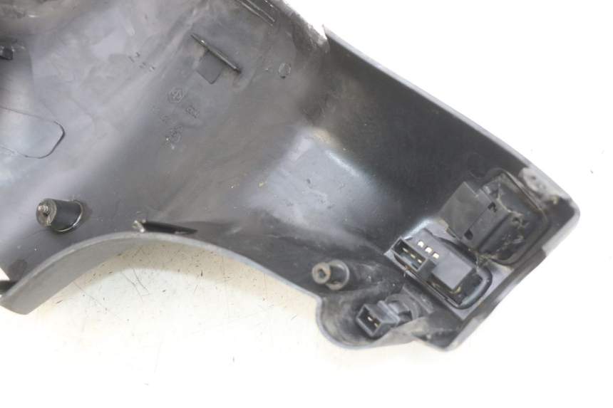photo de CUBIERTA DE MANILLAR Y CONMUTADOR. PIAGGIO ZIP 2T 50 (2009 - 2019) - Zoom estado de uso
