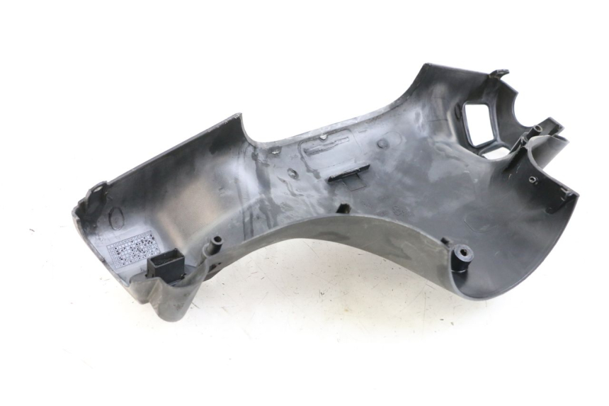 photo de CUBIERTA DE MANILLAR Y CONMUTADOR. PIAGGIO ZIP 2T 50 (2009 - 2019) - Otra perspectiva