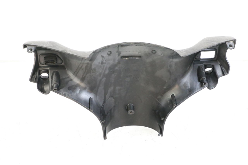 photo de CUBIERTA DE MANILLAR Y CONMUTADOR. PIAGGIO ZIP 2T 50 (2009 - 2019) - Primer plano técnico