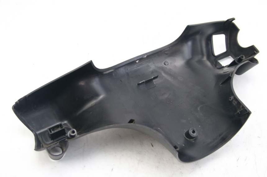 photo de CUBIERTA DEL MANILLAR DEL INTERRUPTOR DE LUCES. PIAGGIO ZIP 4T 50 (2018 - 2020) - Primer plano técnico