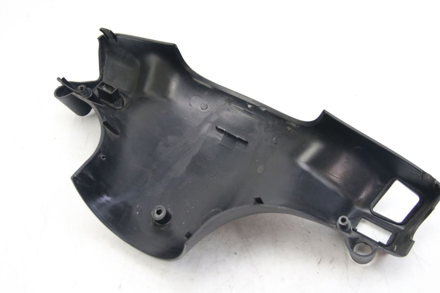 photo de CUBIERTA DEL MANILLAR DEL INTERRUPTOR DE LUCES. PIAGGIO ZIP 4T 50 (2018 - 2020) - Vista general del producto