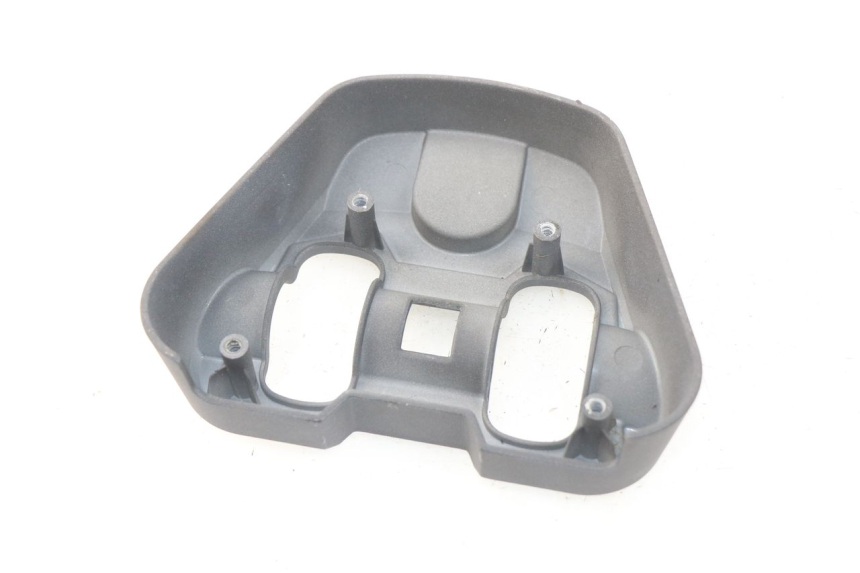 photo de CUBIERTA DEL MANILLAR SYM CROX 4T 50 (2016 - 2023) - Detalle de la pieza