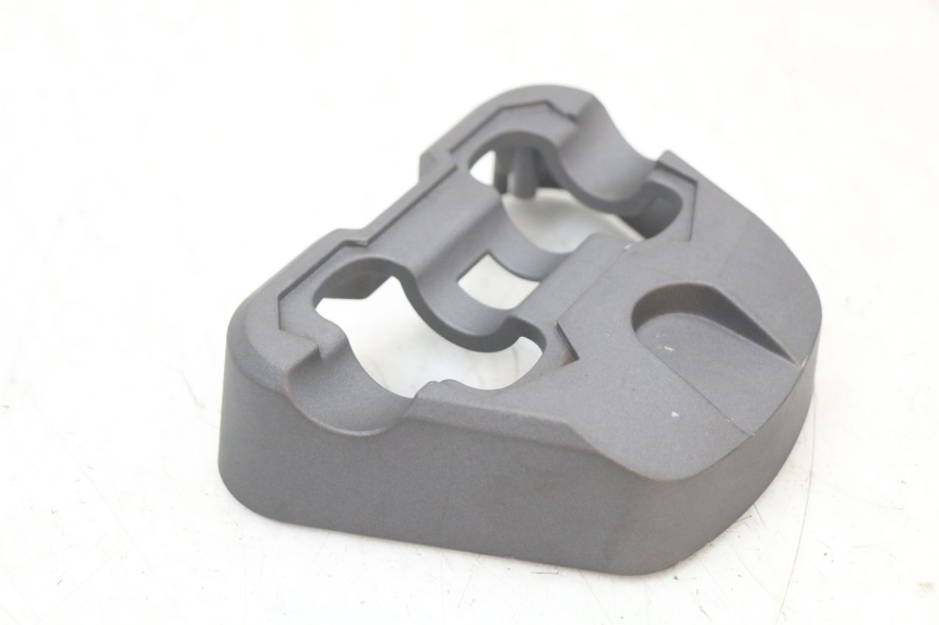 photo de CUBIERTA DEL MANILLAR SYM CROX 4T 50 (2016 - 2023) - Zoom estado de uso