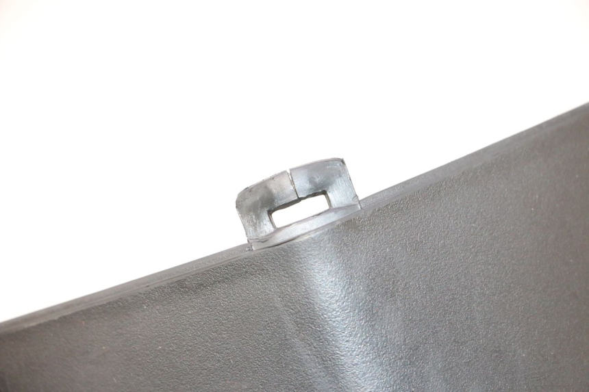 photo de TAPA MANILLAR TNT MOTOR GRIDO 2T 50 (2010 - 2019) - Inspección visual detallada