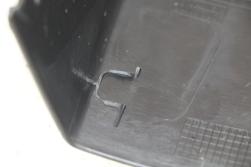 photo de CUBIERTA DEL MANILLAR PEUGEOT KISBEE 2T 50 (2010 - 2017) - Ángulo de visión alternativo