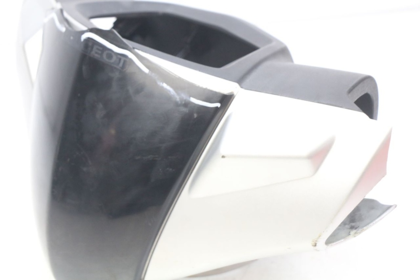 photo de CUBIERTA DEL MANILLAR PEUGEOT KISBEE 2T 50 (2010 - 2017) - Detalles de los puntos de fijación