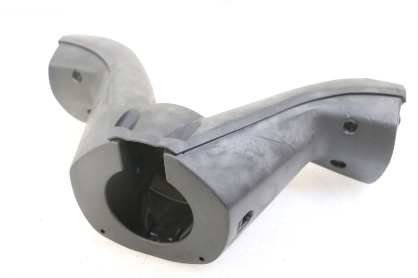 photo de TAPA MANILLAR KYMCO DINK 4T 50 (2007 - 2018) - Detalle de la pieza