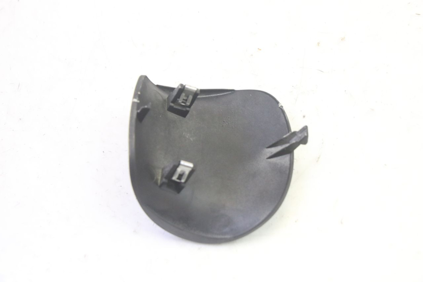 photo de TAPA MANILLAR PIAGGIO MP3 HPE 350 (2018 - 2020) - Primer plano técnico