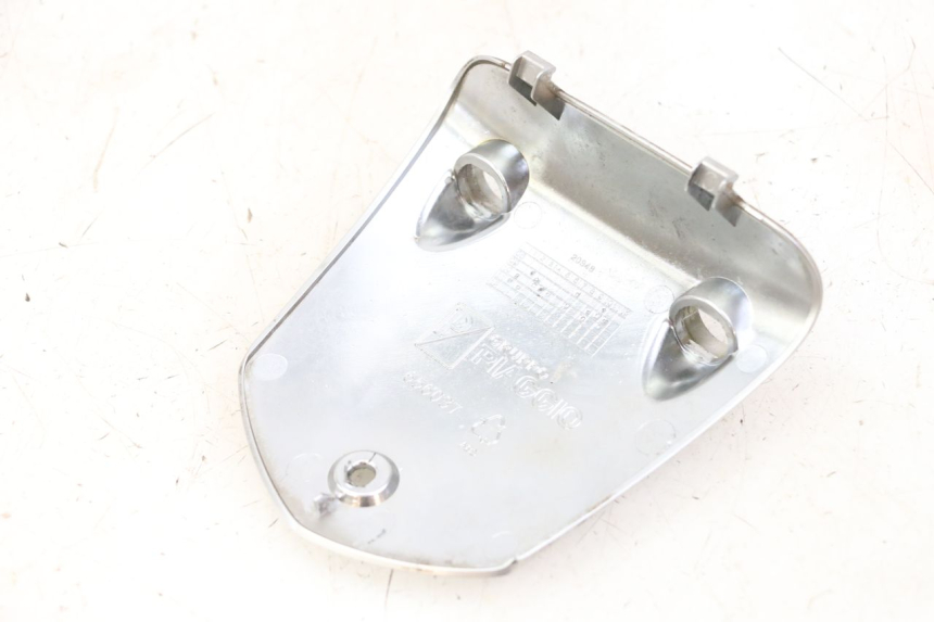 photo de CUBIERTA DEL MANILLAR PIAGGIO MP3 LT 300 (2010 - 2016) - Detalle de la pieza