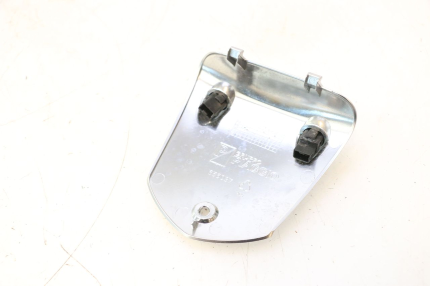 photo de CUBIERTA DEL MANILLAR PIAGGIO MP3 LT 400 (2007 - 2012) - Otra perspectiva